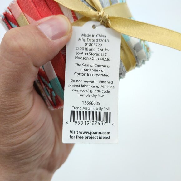 FR Quilting Jelly Roll 20 Piece Strips 2 1/2”x42” Fabric Trend Metallic Jelly - Picture 3 of 5